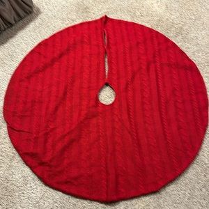 Christmas Tree skirt- 4ft diameter